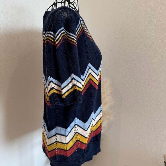 Crescent Navy Pointelle Knit Chevron Print Lightweight Short Sleeve Sweater Top - Picture 2 of 8